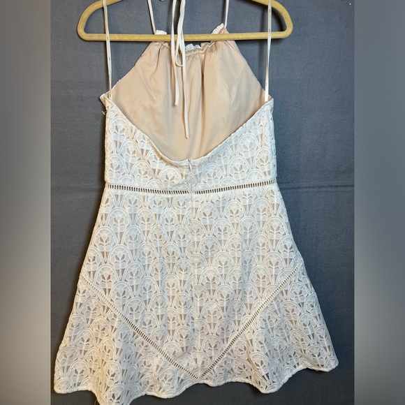 JOA Avalon Ivory Lace Halter Dress
Size Large - Picture 6 of 7